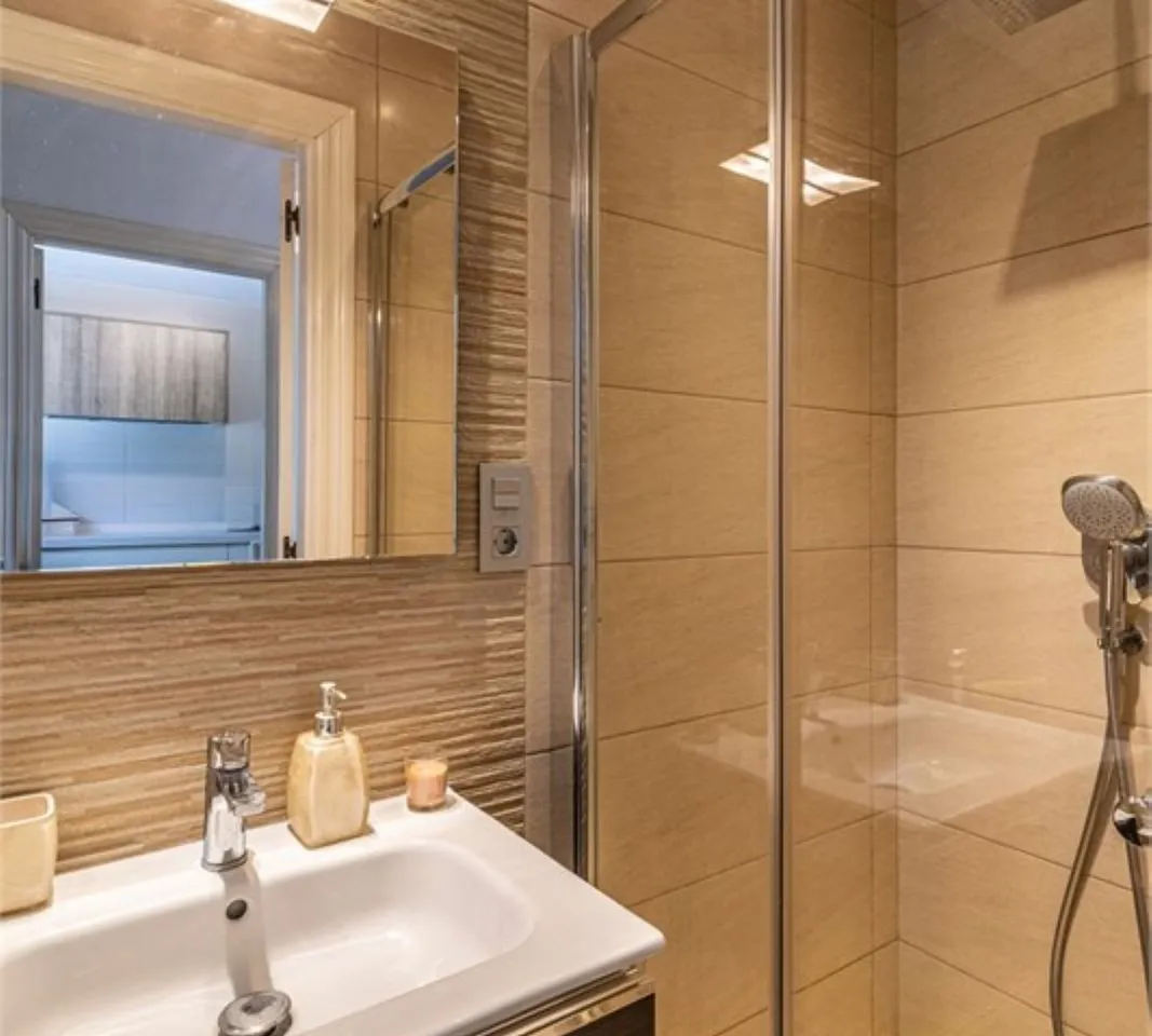 198df40a-fd79-4ecb-a859-b25e358785dc