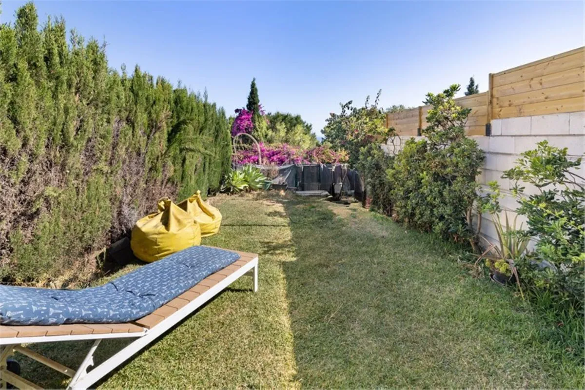 88666876-cb88-4938-9eb4-6a7d12bff520