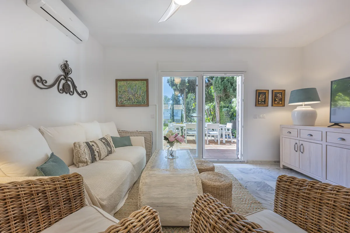 044eec5c-a635-44c8-81c3-9f0c298cf789