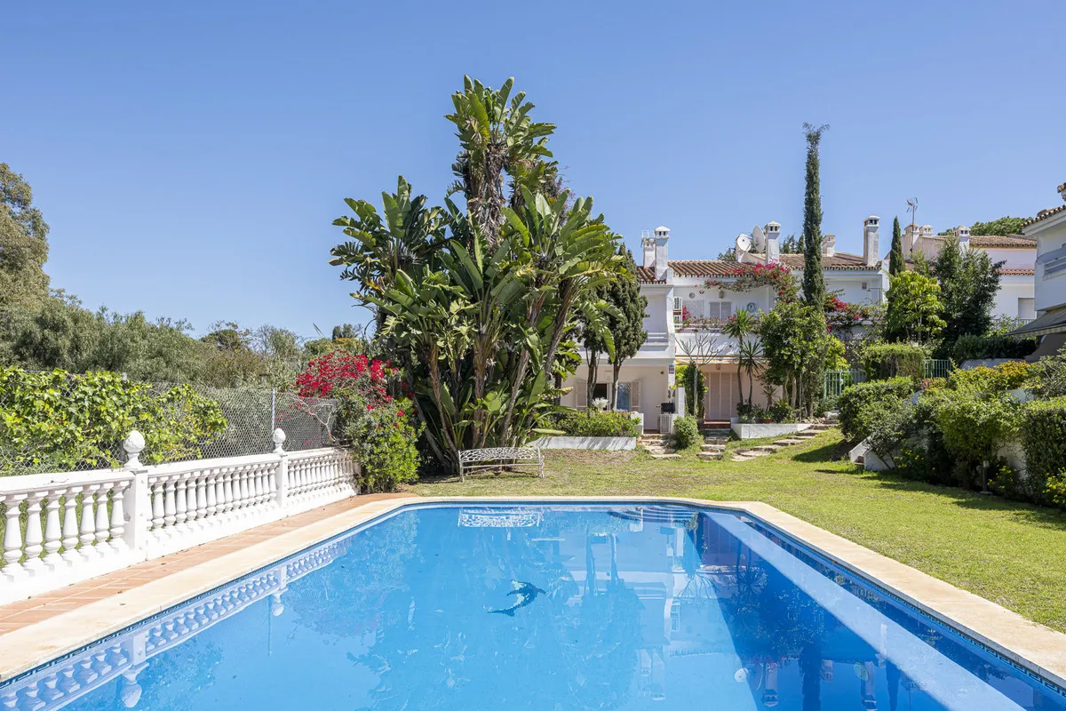 ce020821-f129-443c-b7aa-b4a5bf948890