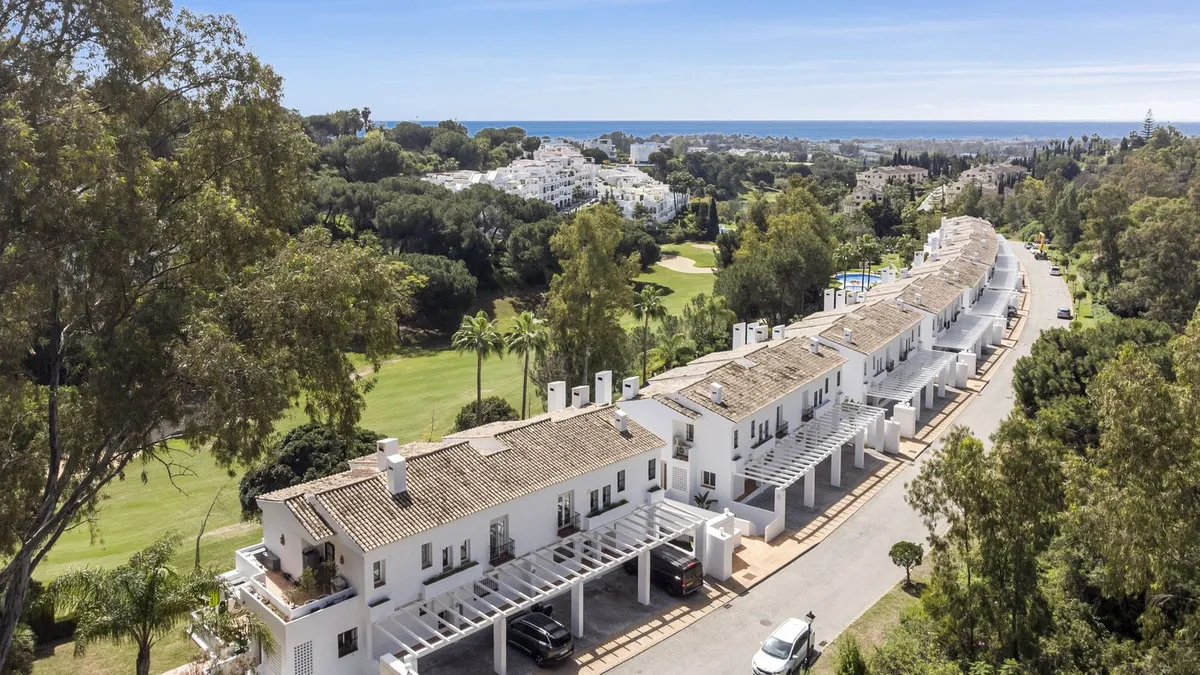 5ba9efff-d72a-425d-b423-87345c5b2194