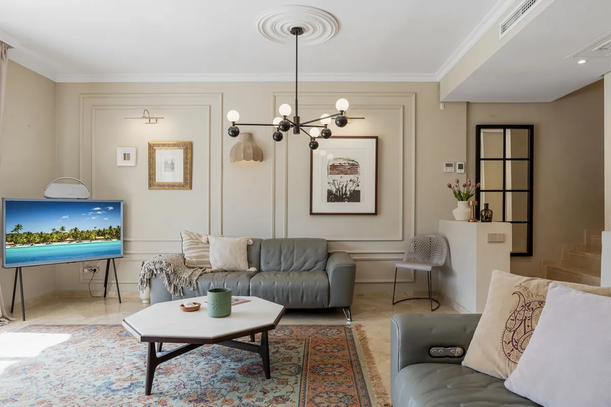 8f5e00b7-e933-45bd-9d54-d1e2b66680b4