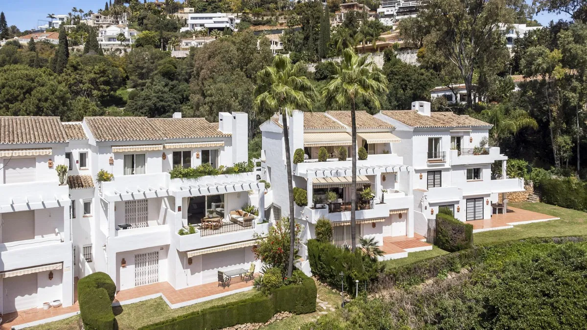 cc20de9d-e6cf-4435-8ea9-32b713f06a76