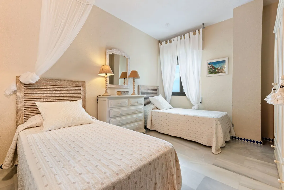 6f836393-6833-4e80-a657-d6eada5defd7