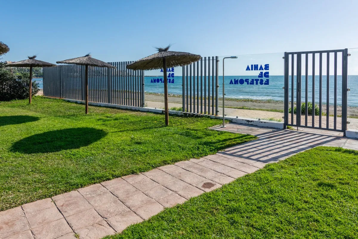 ad877a38-8ceb-45b9-aa6a-b5685b42f04a