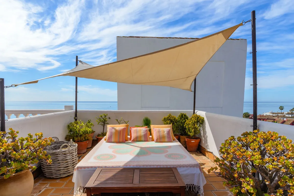 d3e35e7e-5a20-4a3f-a147-1c79e51636c9