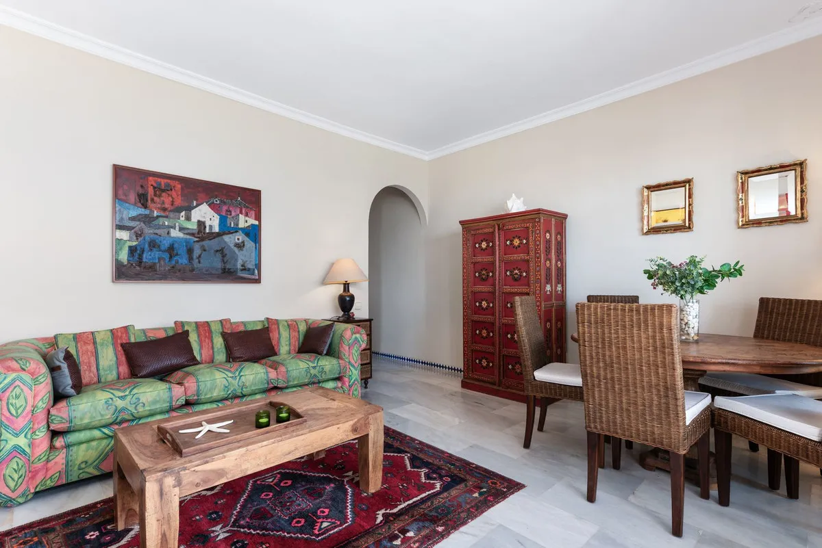 ea8313af-5cf2-4de0-bf88-096ece958527