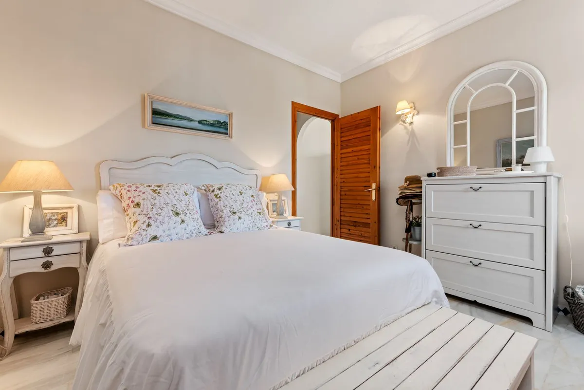 f8fc6c4e-8c26-429a-a2cd-c0bfeedea9bd