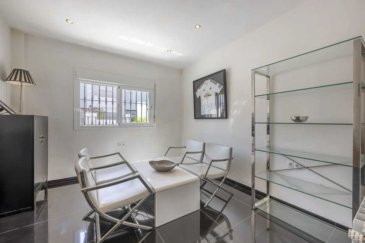 25a96993-5abb-46e8-ab34-d6f636b67ff3