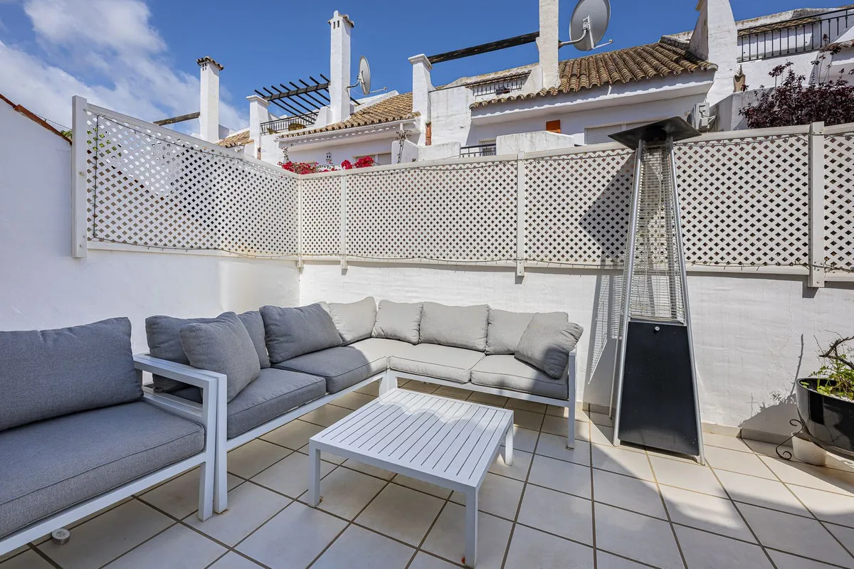 3f18a6aa-7c84-4dc9-8aa9-1b435ae56407