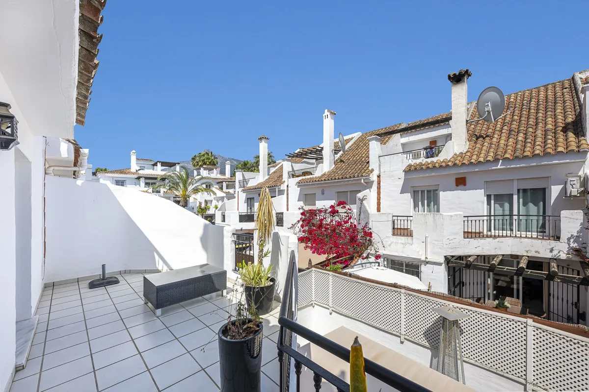 61740166-1b96-41f5-8ed2-9699ad73a028