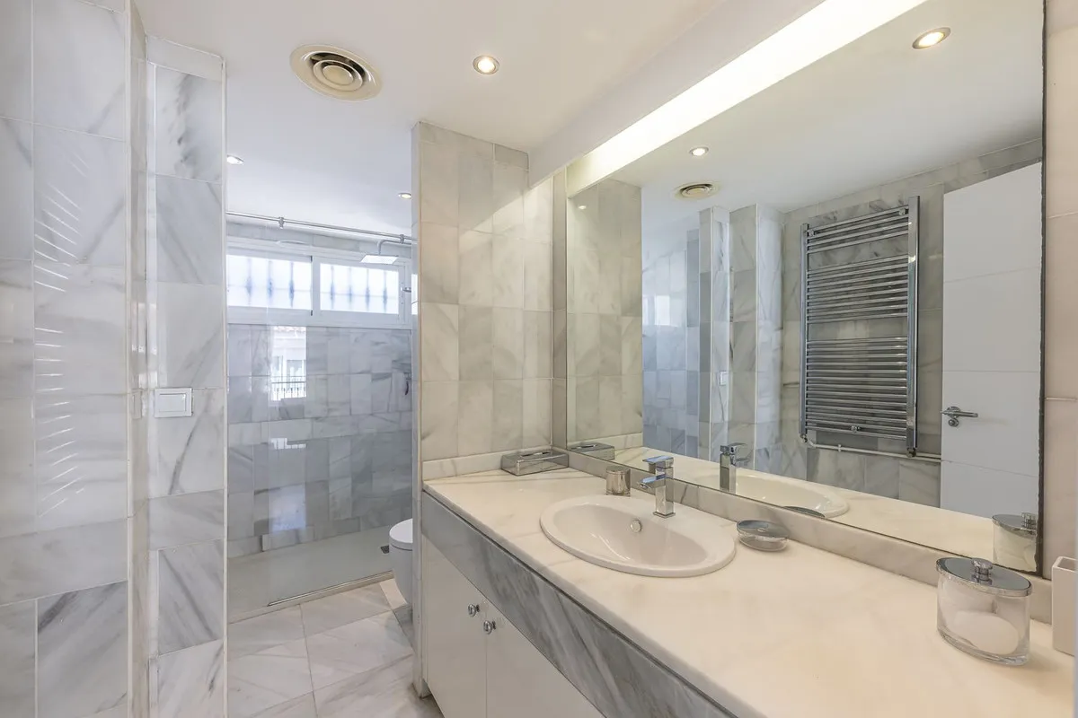 a6deebe3-16c0-4208-9da3-c14ee0d70ce7