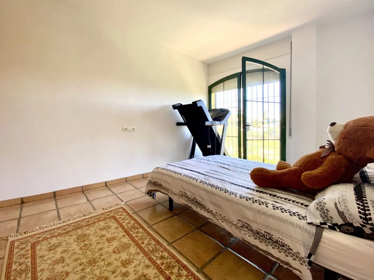 9c2acaea-8b1b-47a8-b48c-719d63acb301