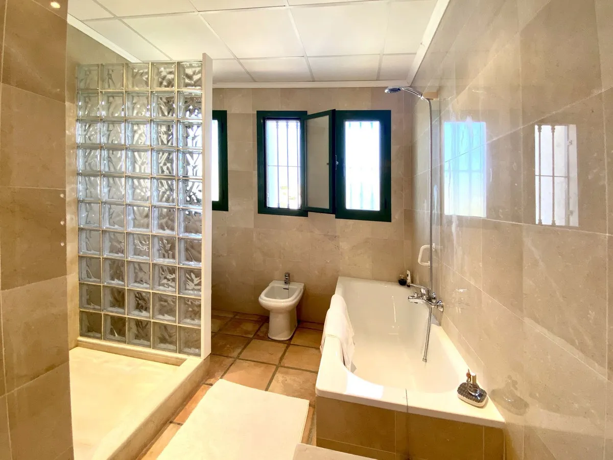 d1ea55ad-d051-4876-9752-3c4f8b6bf12a