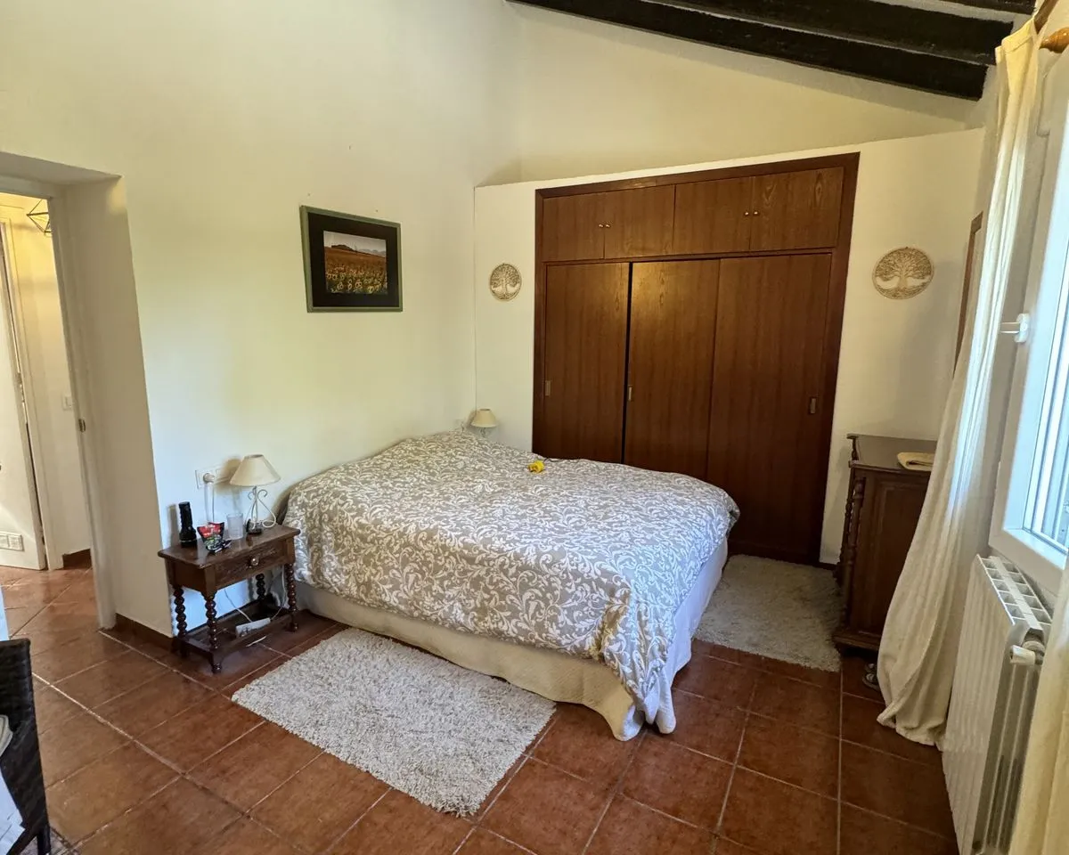 e9a150f1-e896-49f5-b3e5-2318aa48b2ee