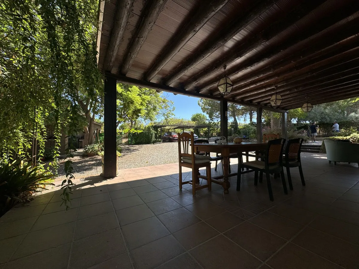 eebc16d6-c773-4eb6-a582-836fd4d938f1