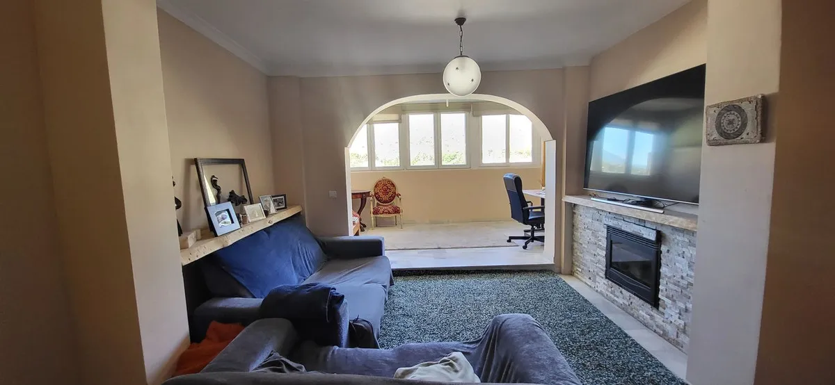 96ed88de-e210-49f8-8814-3ecb5c8e1efb