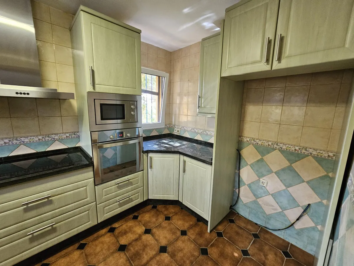 5dbda130-3e0f-445d-b9d8-9fa1ba977273