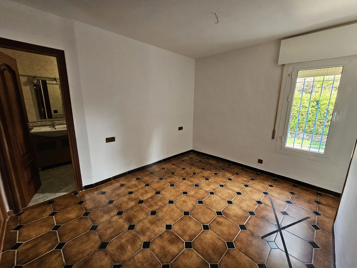 911ae41f-0869-4943-8686-fb2fd928c01b