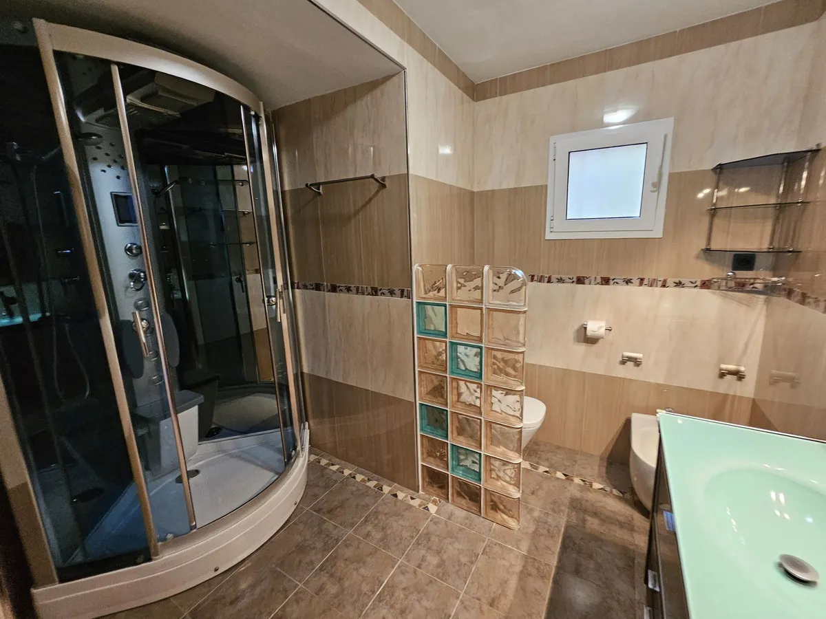 e4172c73-bcc3-41aa-882d-268c329536fb