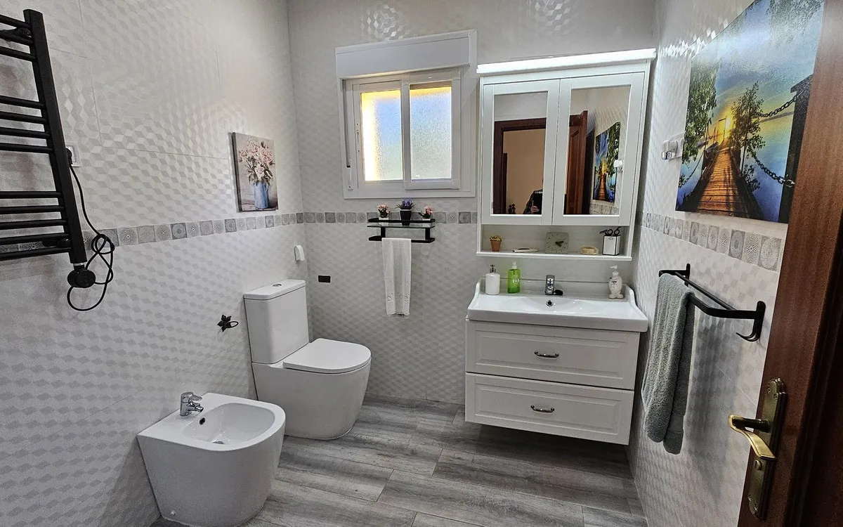 c503c6f9-0402-49c4-8a4a-a0a84705104b