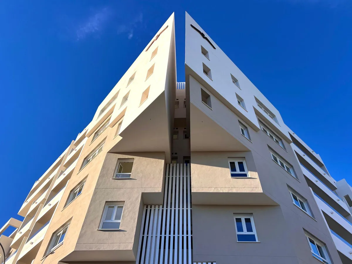 932abc69-397e-42af-ac7a-6d1bd921a56e