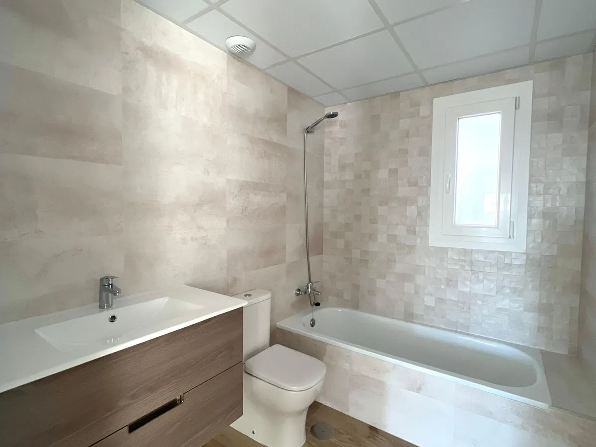 ea901e36-2a7d-4f96-9f3d-cca9a5a50b15