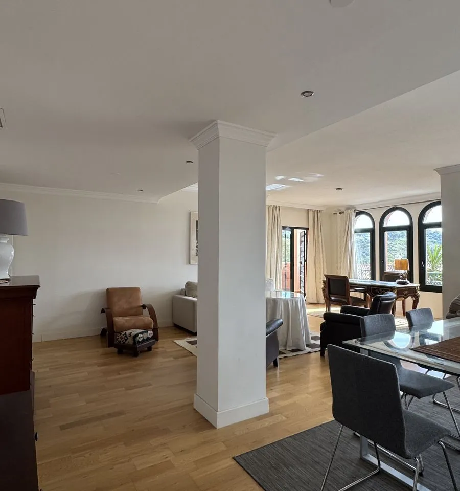 254aaf74-d11f-4e18-a1e5-8c658d117d23