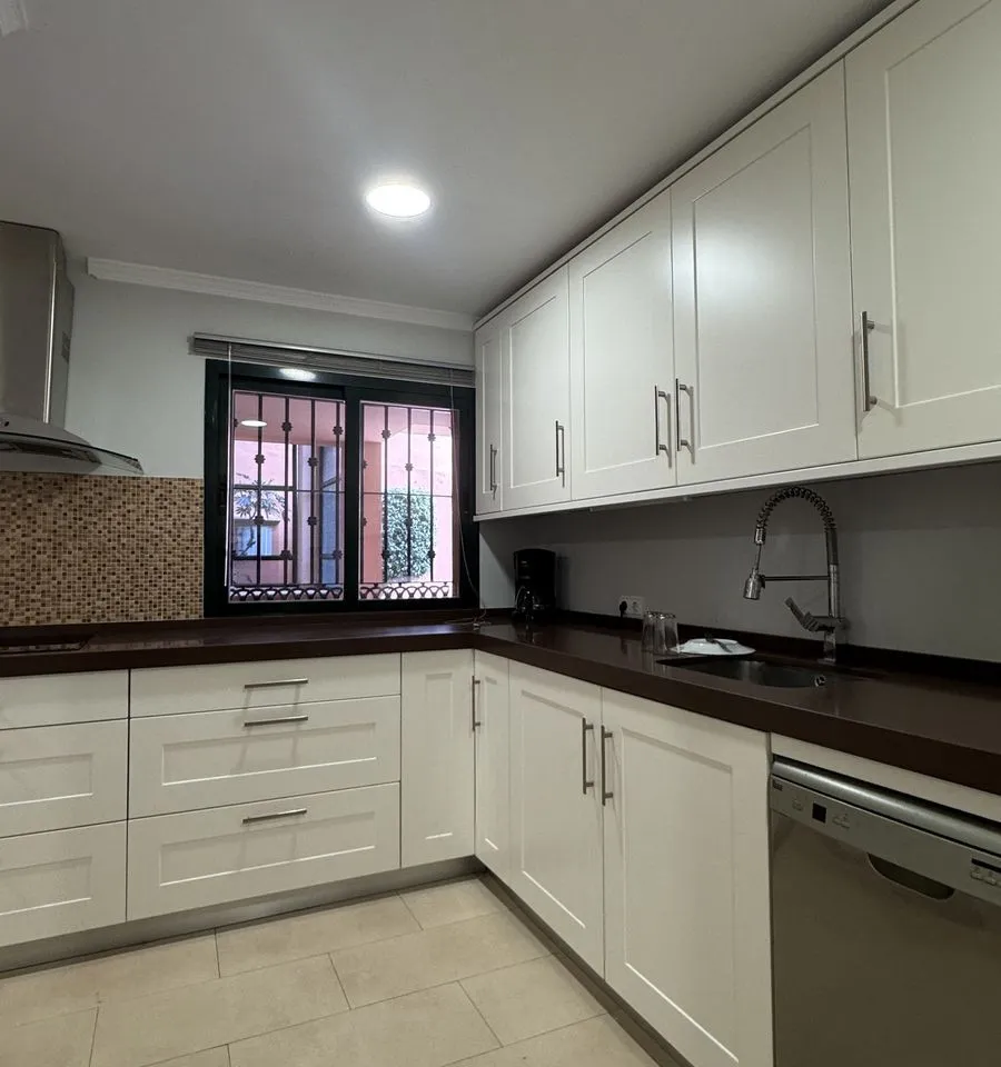 3ef267c4-4aa3-4c9b-8262-a845b4308701