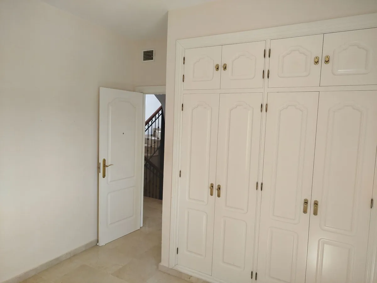 6ab614c2-9ac2-410a-b8aa-28da8aad0f60