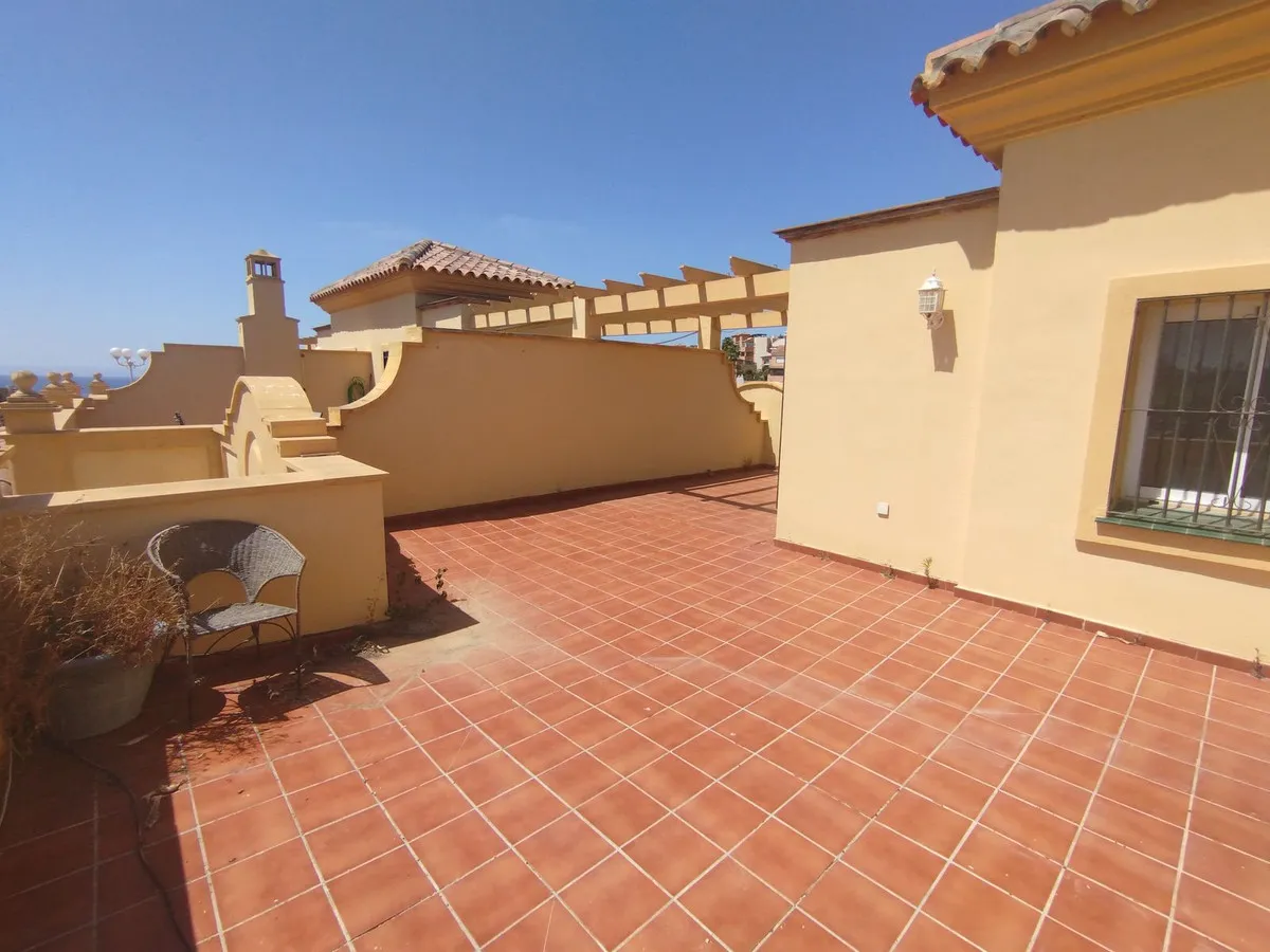 8ae5b5a3-4f69-4508-a5ea-fedf98f66dd7