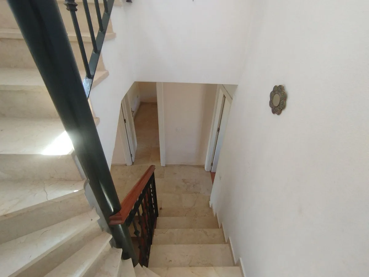 9d0a73f5-e7a6-4954-ad1a-3fe93330fbd3