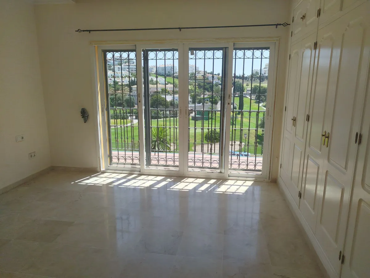 ca91c69d-e55e-4aa3-96f0-a899074bcac7