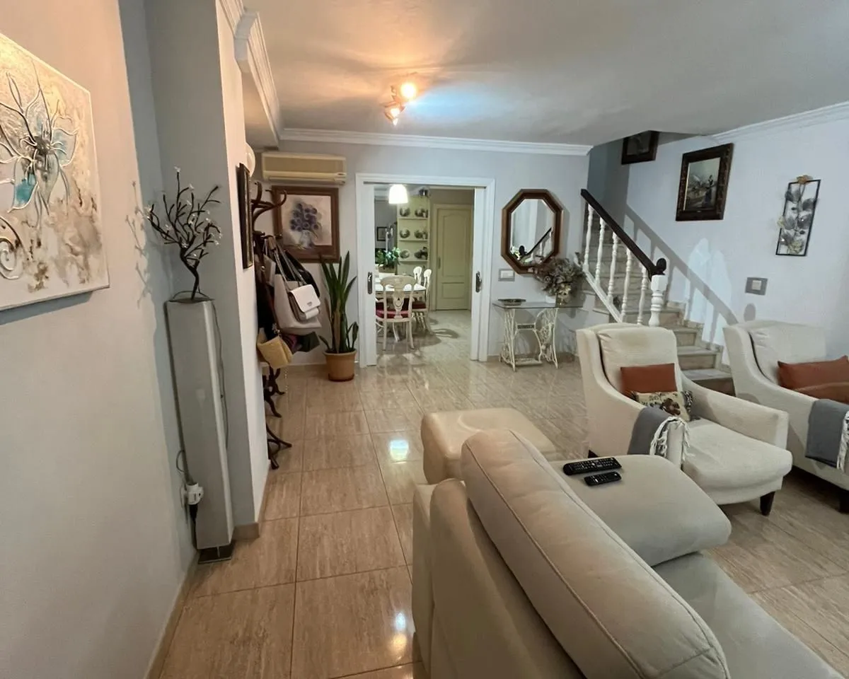 0ce765a4-478d-4ad5-8b59-84c964f06304