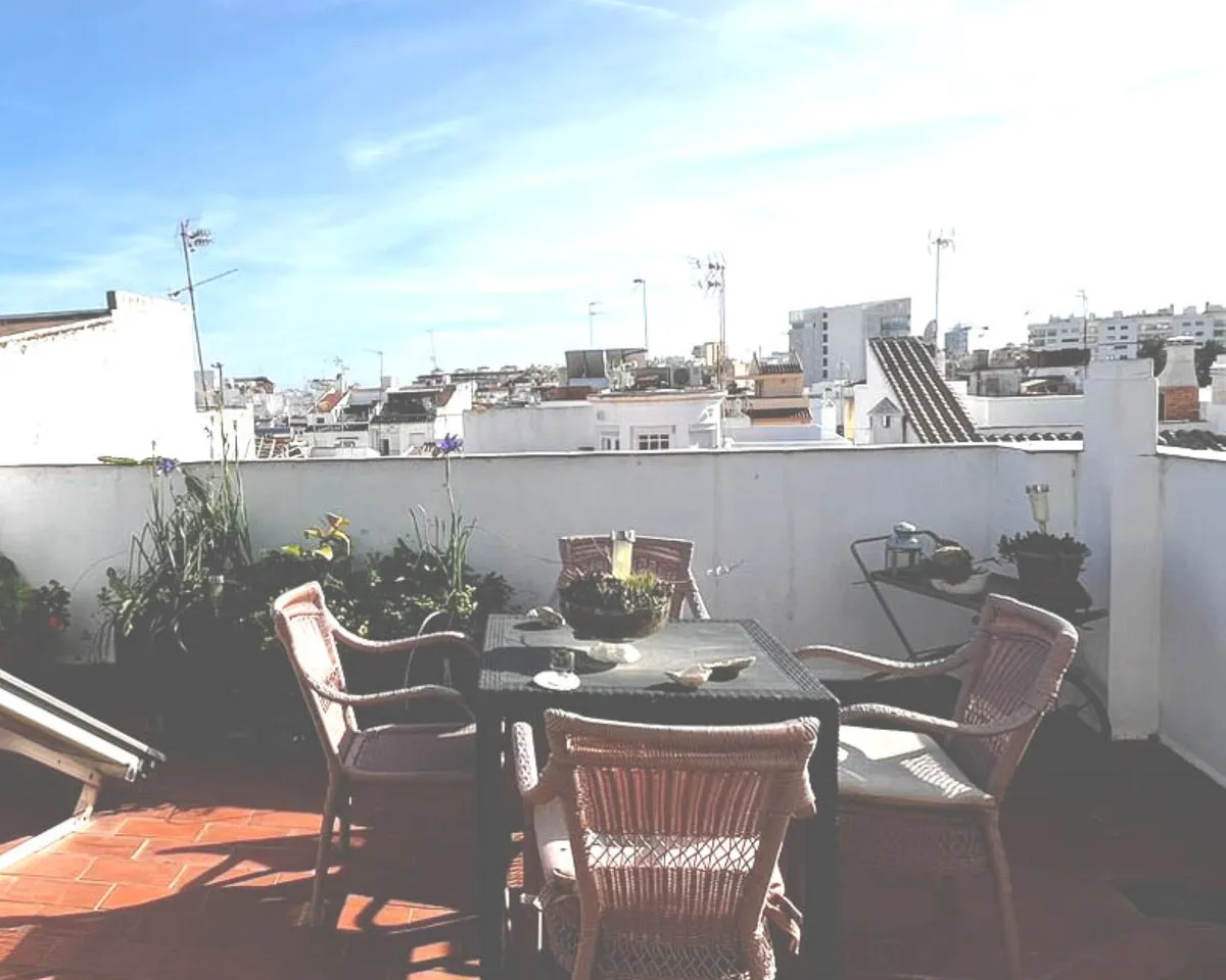 7407c9c1-70d8-4572-80ad-28a3e16cfbf3