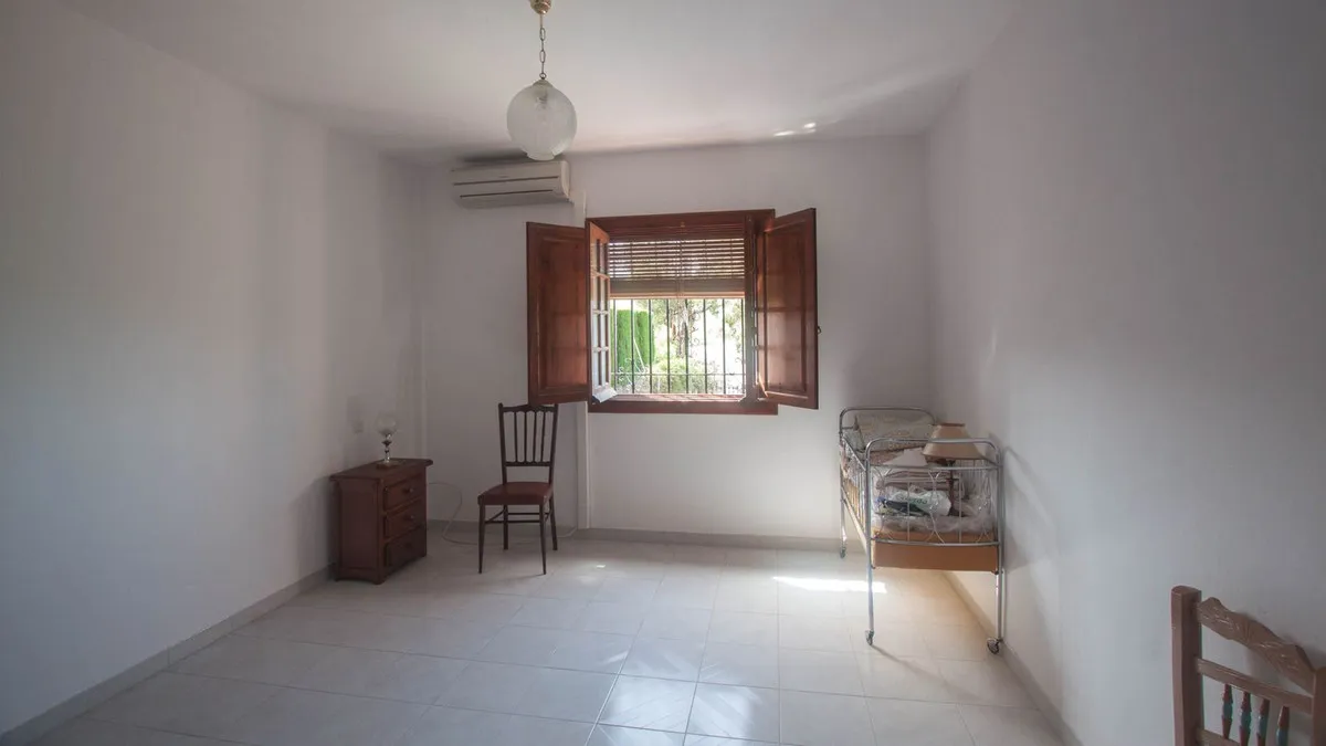 0d9fad72-ffd2-4446-ae9a-8c1053505056