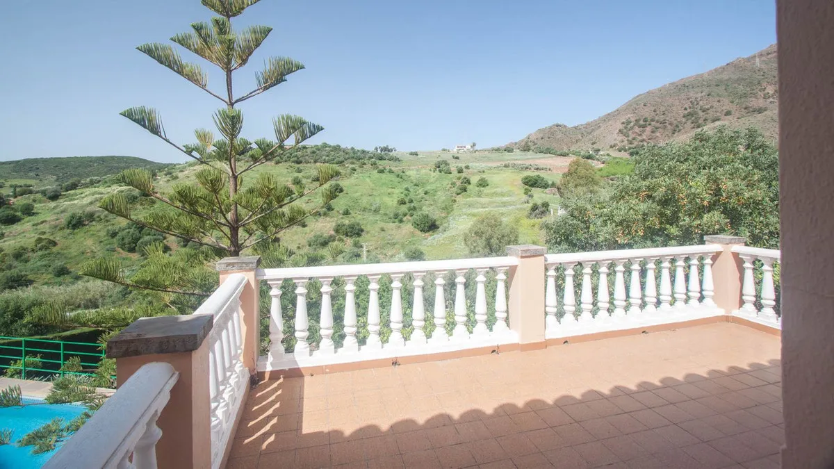 4ab1d6d6-5810-448d-9f6e-a660172d6295