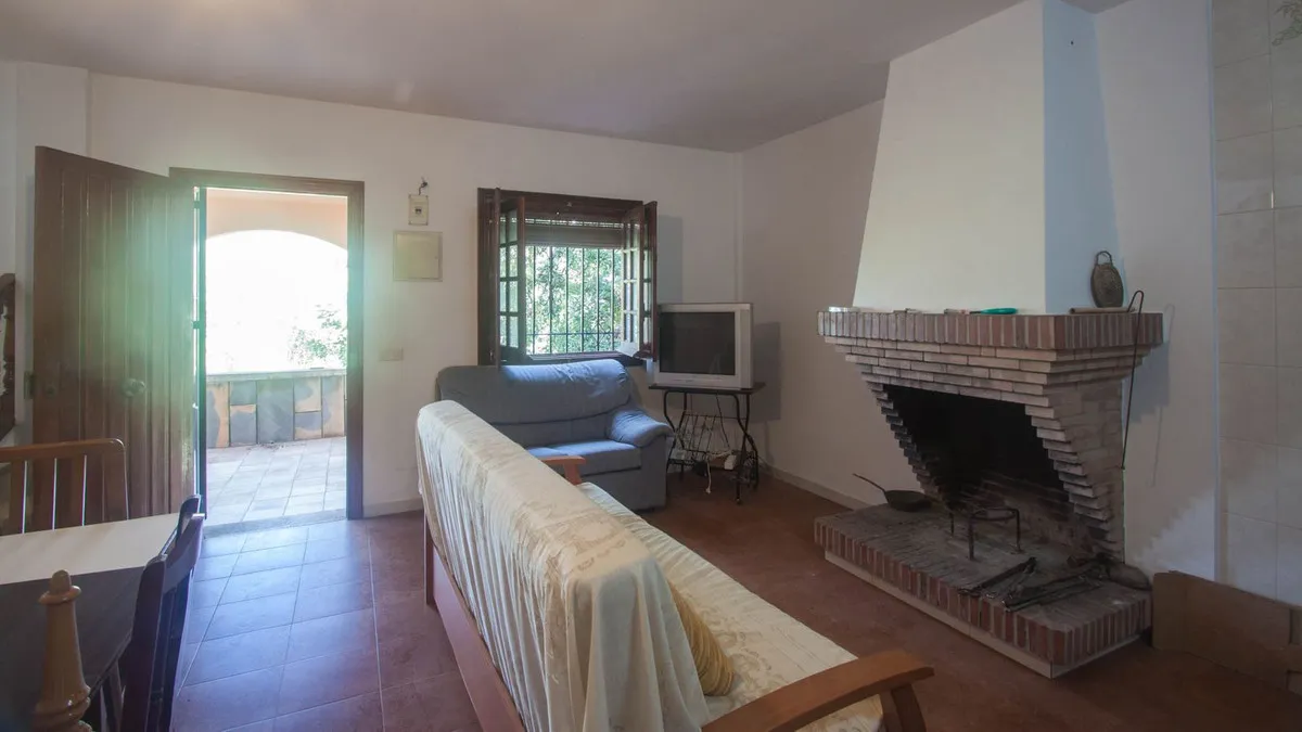 4f835a86-91cc-488d-a157-c3eb20b4db4b