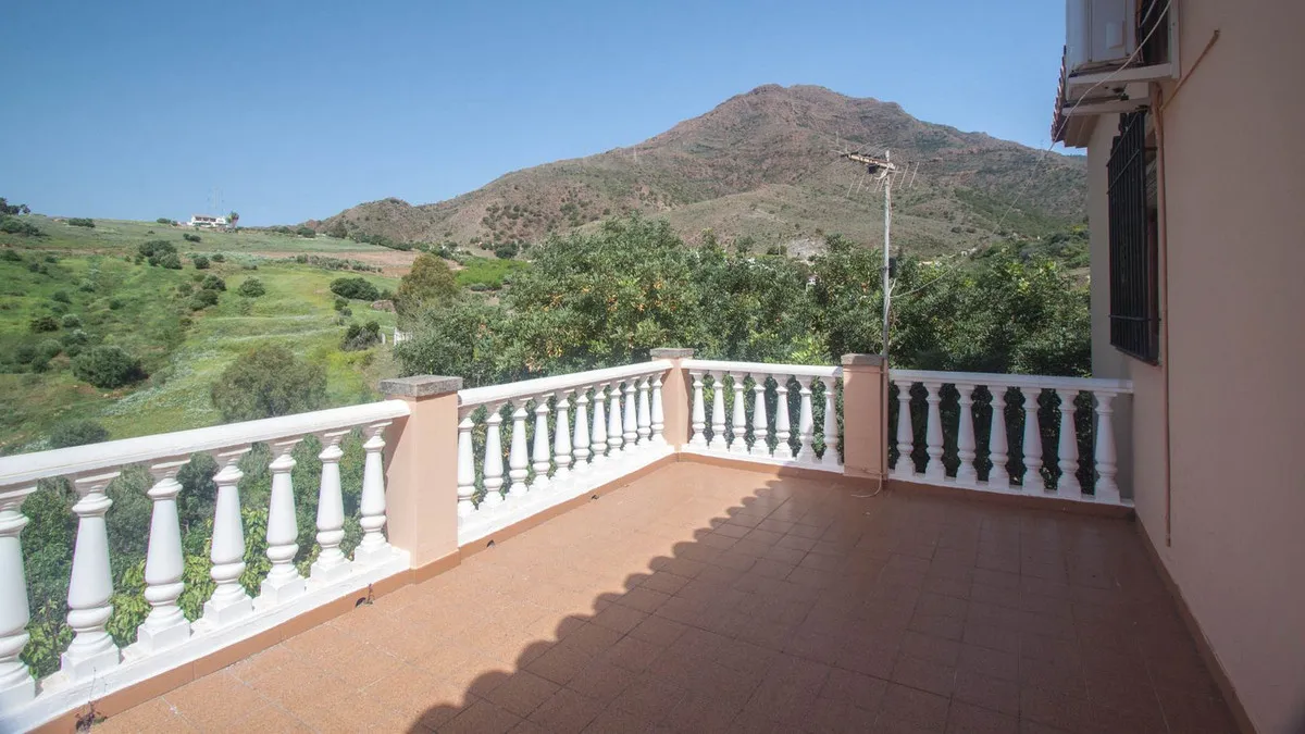 82f566d2-ba05-4348-a4aa-c37813f56cc2