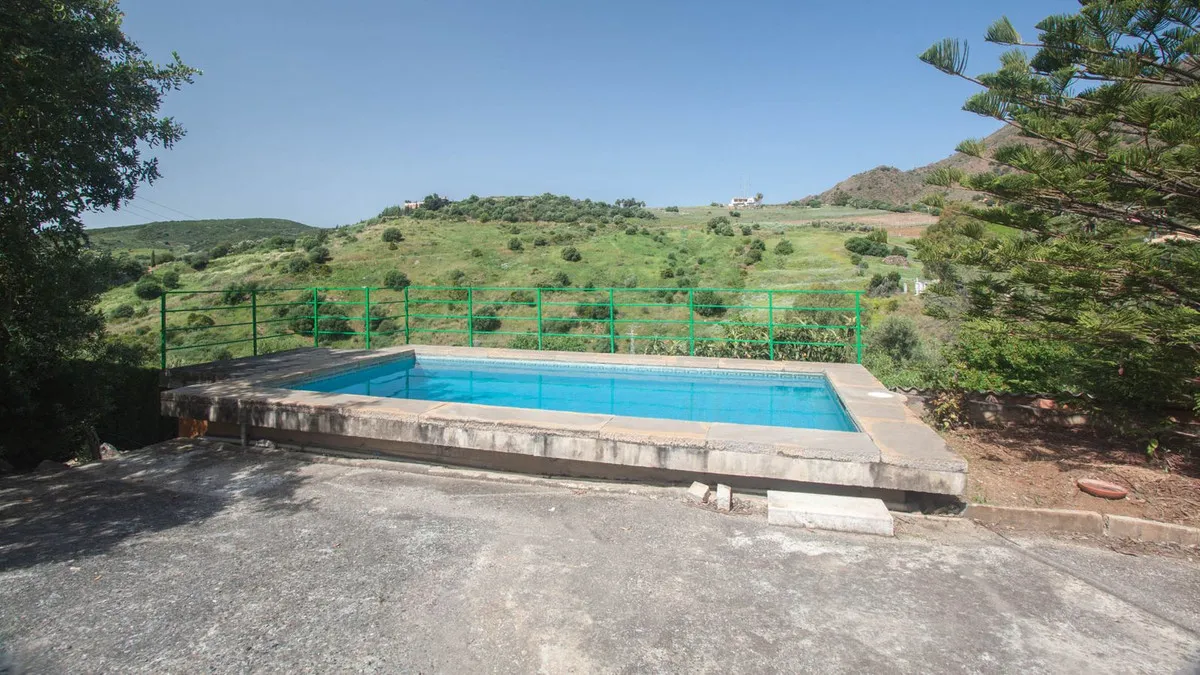 dcfb6809-9c07-487c-b118-a45a4b978120