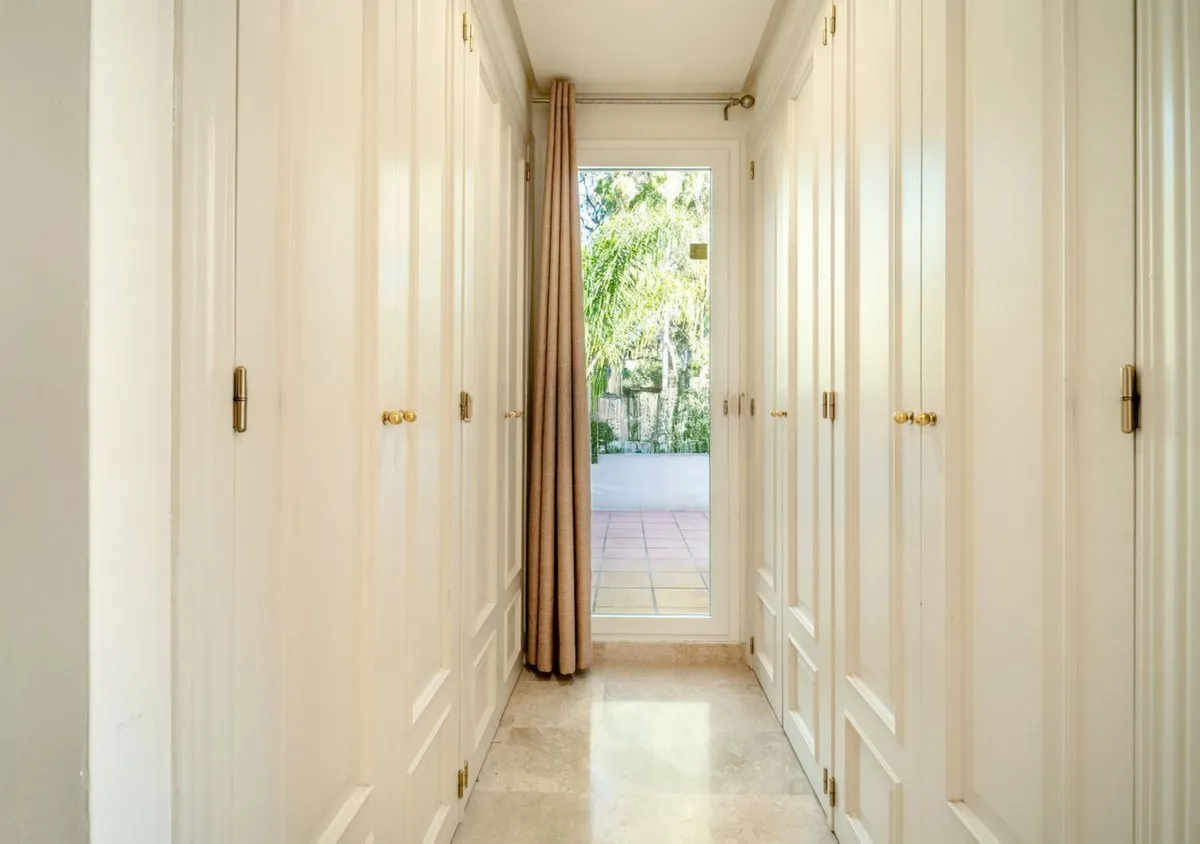 04118c4f-7263-41a9-b1aa-8ce1de3de88b