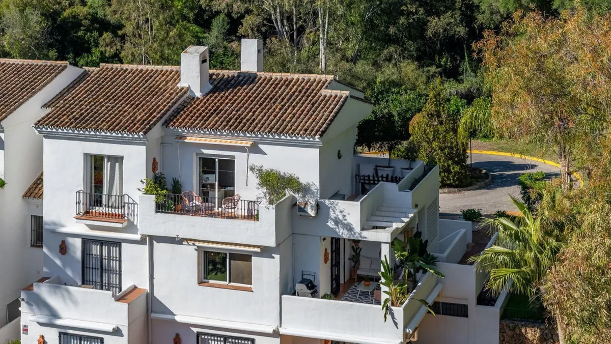 bb3ef2a8-fdca-4f47-9b3c-3a3ab9988323