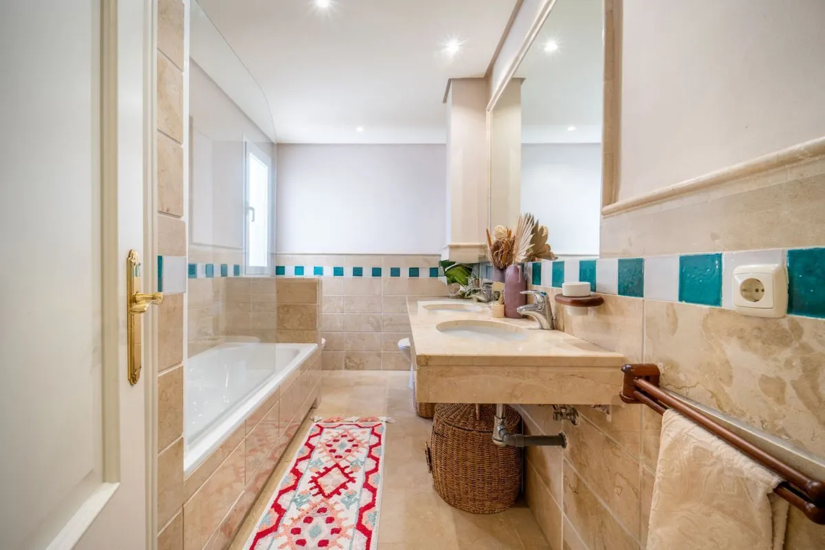 f3f413a0-cfbb-46b2-b75d-d2bd25298f11