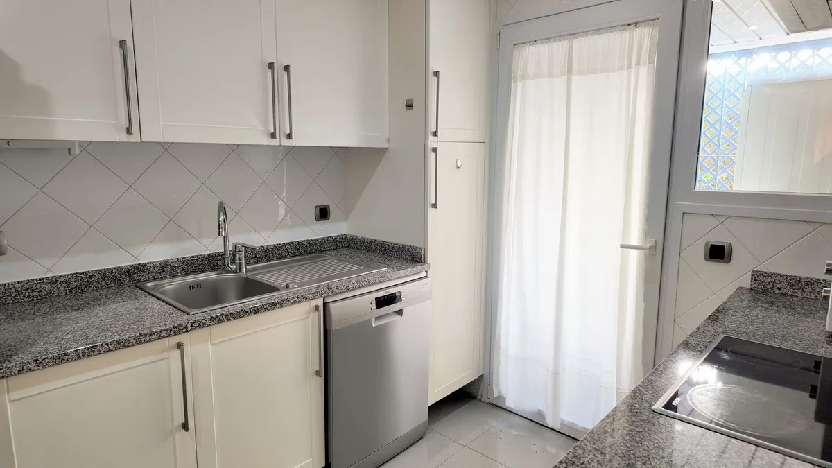 13e15317-7fed-418f-b46d-7212f6cf811d