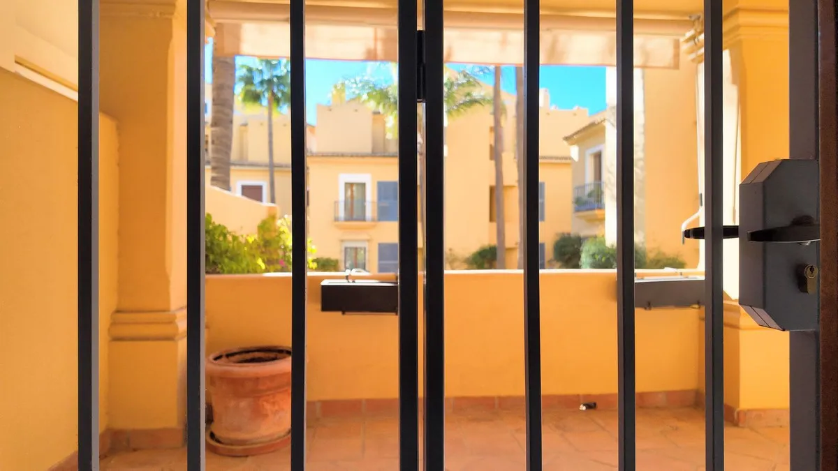 8ea4b2b2-ee62-4cc0-8541-bb13e613aa00