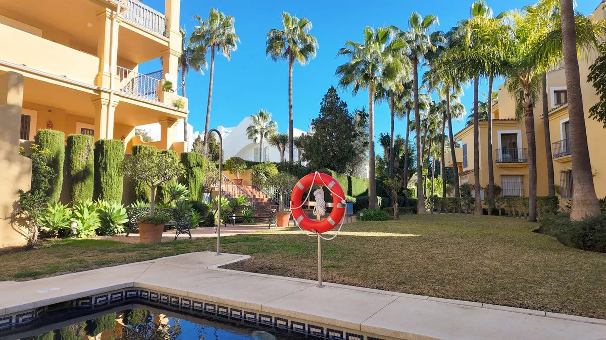 b9f11d68-f146-43c2-a935-1867866adaf7