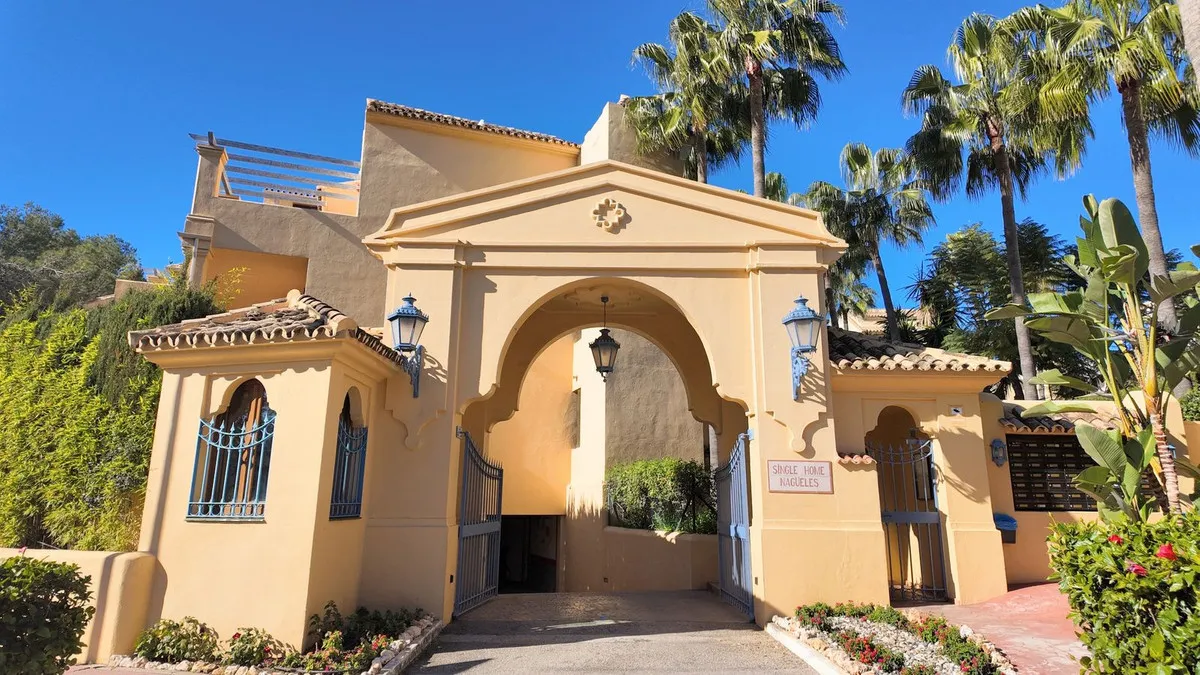 c744176f-96d5-4cd1-bde4-b53e9f809be0