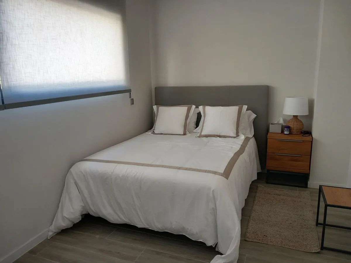 a804366c-2c99-4f15-8fbc-bf8084cef039