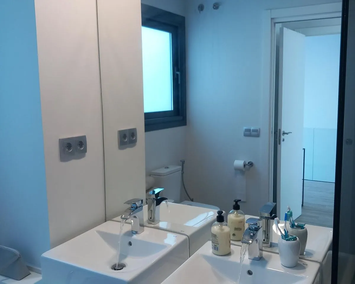 c74204e0-9adf-4fb7-9a26-97d8fca31334