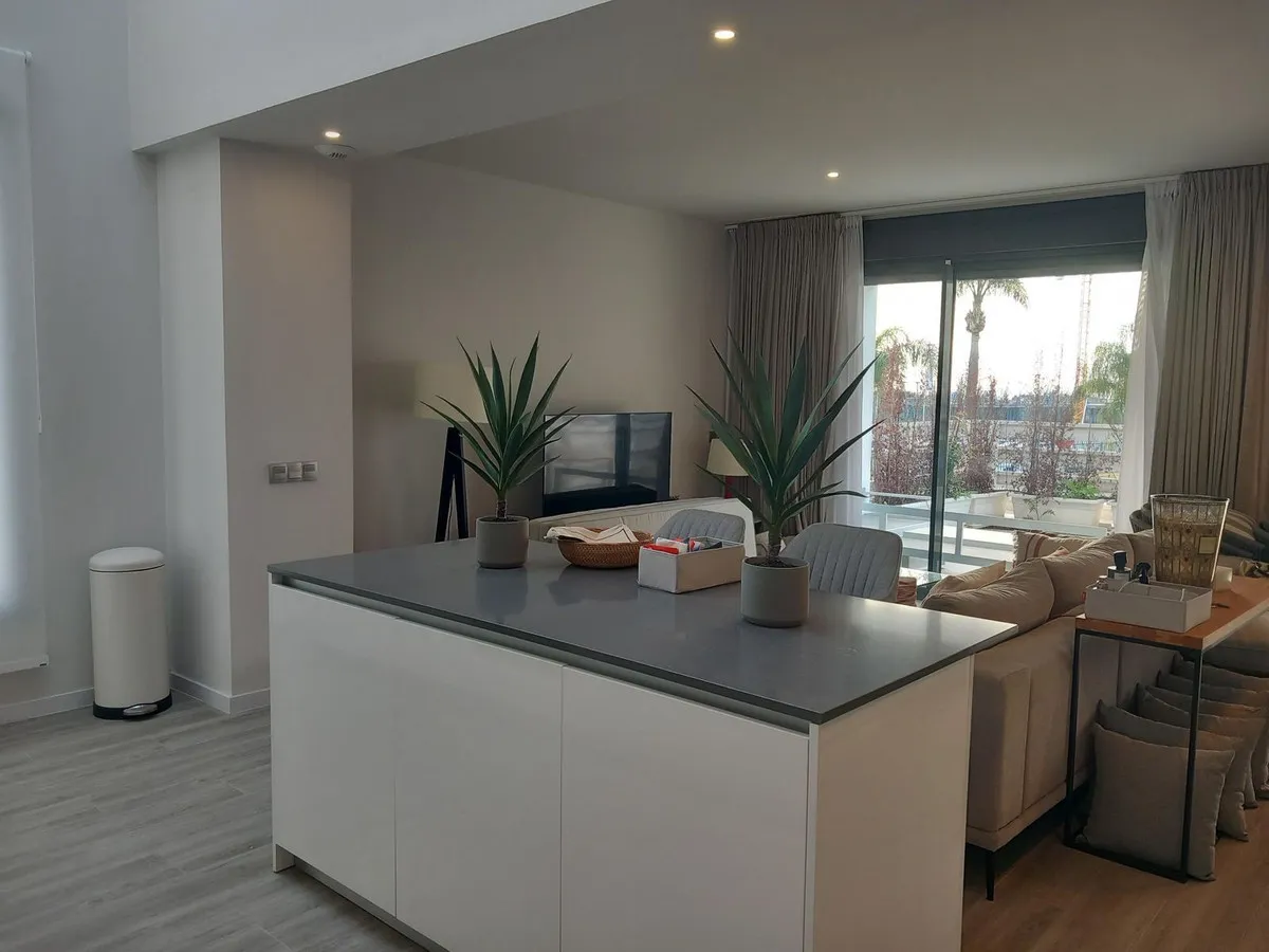 da4961e8-ba81-41fa-a943-ec6cbcb58d0a